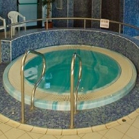 Jacuzzi pool